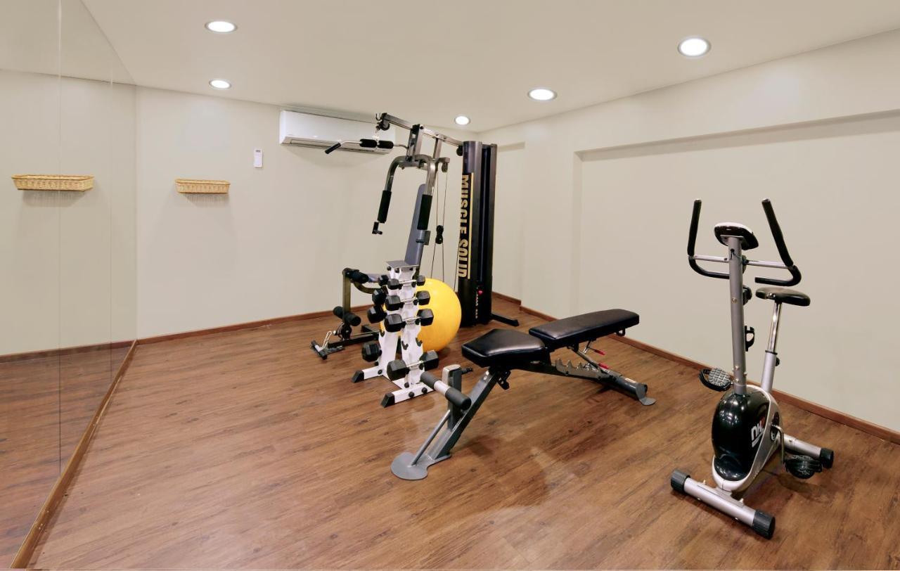 Central Beacon Hotel Surat Dış mekan fotoğraf